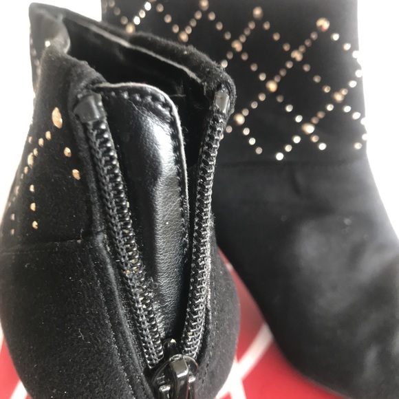 Bootie, Boots Impo Black and Gold Shoes - Picture 7 of 7